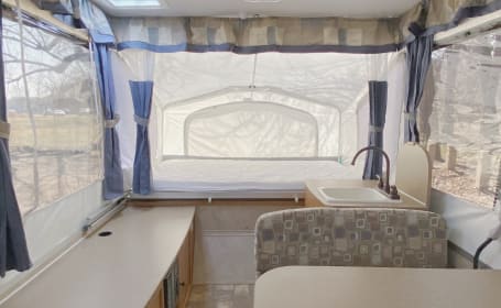 5 Star Rated Comfortable & Clean Pop Up Camper