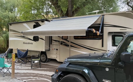 Spacious Family vacation RV for up to 9 people