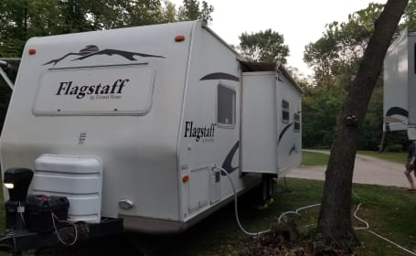 26' Flagstaff Bunk House Trailer (<5,500 lb.)