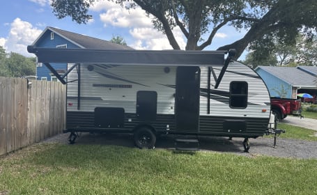 2021 Independence Trail Travel Trailer 22ft