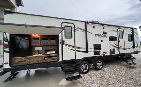 2015 Prime Time RV Tracer 3150BHD