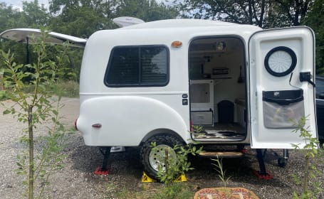Get off-grid with my 2022 Happier Camper HC1!