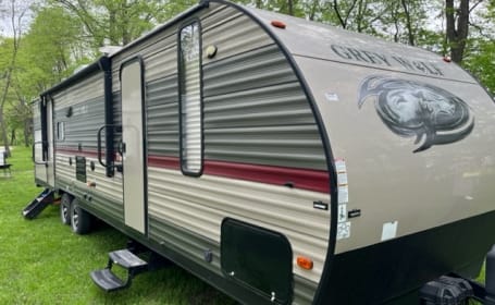 The perfect 1/2 ton towable family camper!!