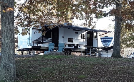 Couple or small family get away RV
