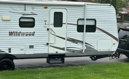 2010 Forest River RV Wildwood 29QBBS