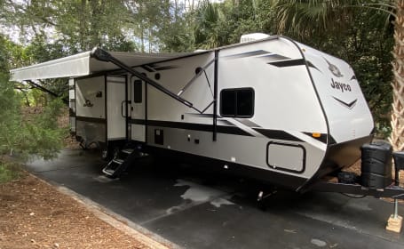 Family favorite RV! Glamping getaway for all!