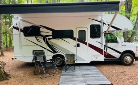 2022 Thor 23'. Easy to Drive! Pet Friendly!