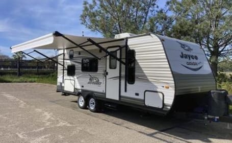 27' 2016 Jayco Jay Flight (M23-MB) with Bunk House