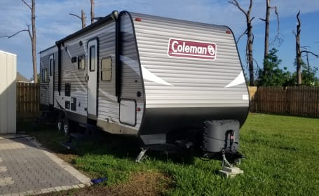2018 Dutchman  Coleman Lantern 300tq