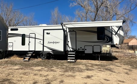 Family and Pet Friendly Vacation RV