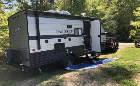 Forrest River Wolf Pup.  Bunkhouse.  20ft.   Pull with most SUVs