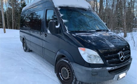 Ready for trekking! Sprinter van with living space