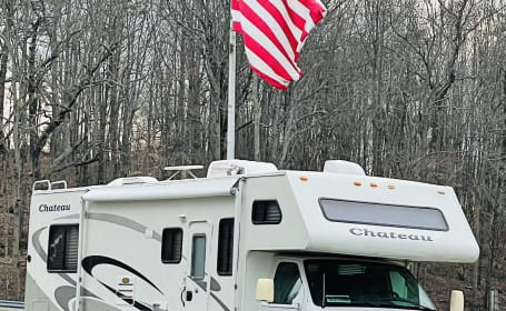 2006 Four Winds RV Chateau 25C
