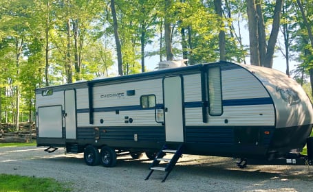 2019 Forest River Cherokee 294BH