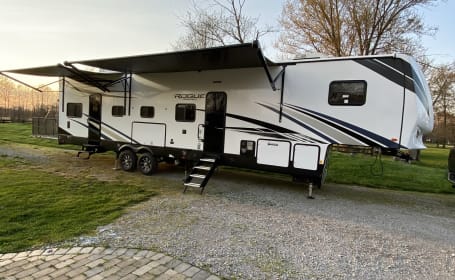2021 Forest River RV Vengeance Rogue Armored