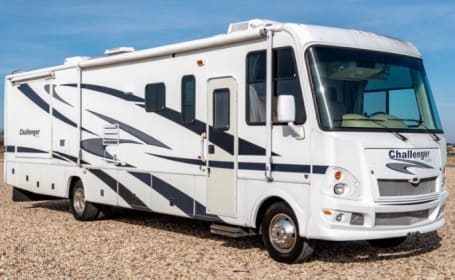 2008 Challenger by Damon Motorcoach