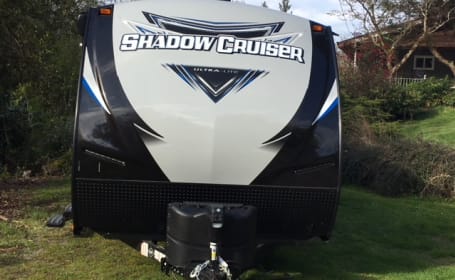 The Kottre's 2018 Cruiser RV Shadow Cruiser