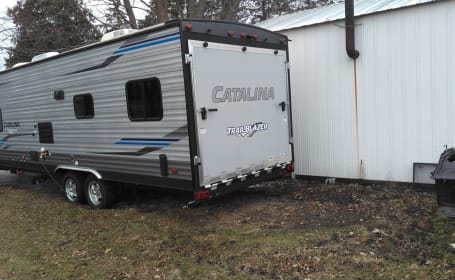 2019 coachman catalina trailblazer  toy hauler