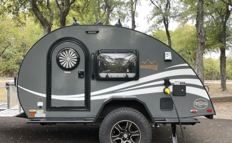 2023 Camper with A/C - Hitch & Tow EASILY!
