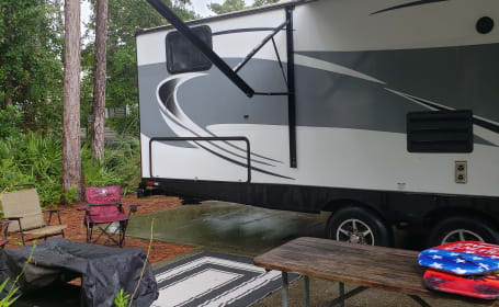 2018 Forest River RV Vibe Extreme Lite 287QBS