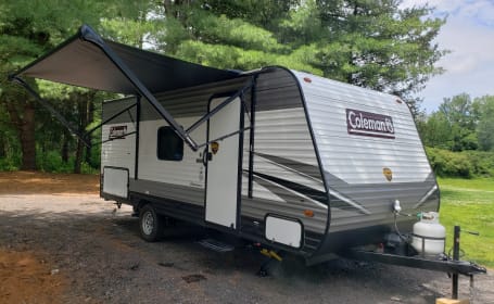 NEW & easy to tow! 2021 Coleman Lantern LT 18BH