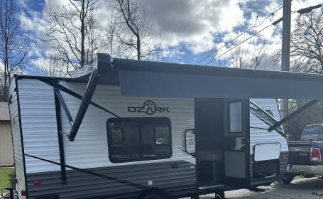2023 Forest River Ozark 1660FQ -  22' with Solar