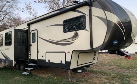 2019 Keystone RV Sprinter Campfire Edition 32FWBH