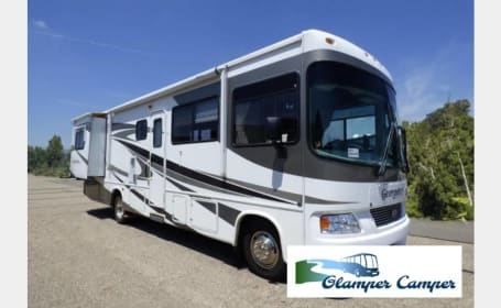 Beautiful Forest River RV Georgetown Class A