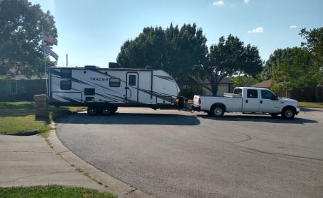 2020 Prime Time RV Tracer 24DBS