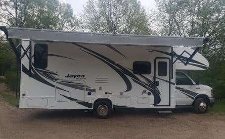2021 Jayco Redhawk, kid and pet approved