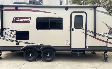 2018 RV Coleman delivery includes set up/breakdown