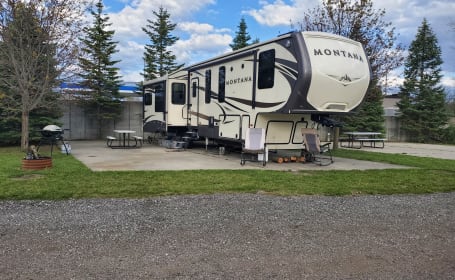 2017 Keystone RV Montana 3950BR
