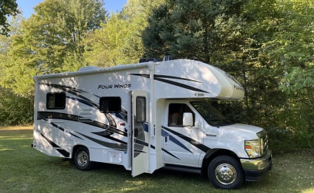 2023 Thor Motor Coach Four Winds - MIHappyCampers