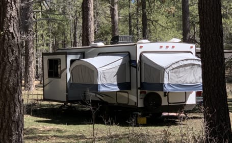 Xfire - Glamp in Style! 3 Queen Beds!