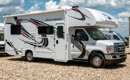 Maggie May - 2021 Thor Motor Coach Four Winds 25V