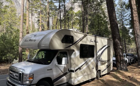 2019 Thor Motor Coach Four Winds 24 foot