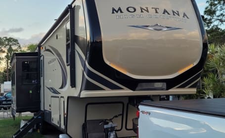 2020 Montana High Country 38' Glamper