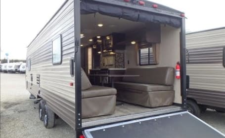 2018 Forest River RV Cherokee Grey Wolf 22RR