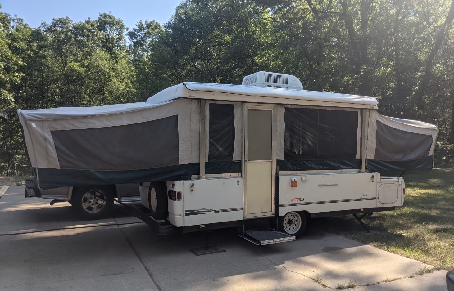 2001 Coleman Mesa Pop up RVshare