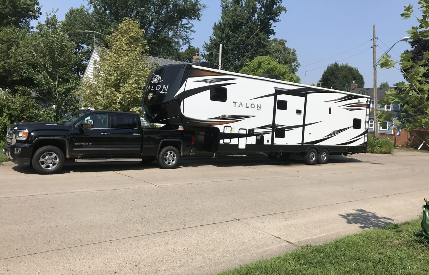 jayco talon toy hauler 5th wheel