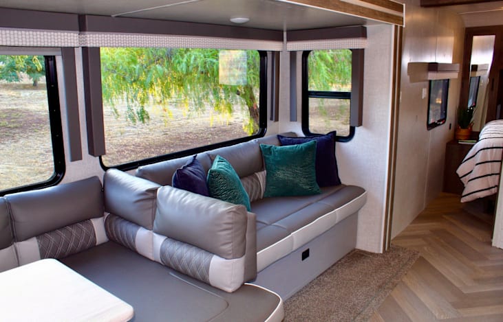 Versa lounge -Dinette and pullout couch.