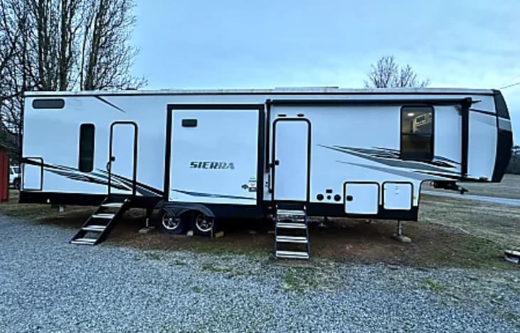 This unit is perfect for Temporary  housing for insurance claims, Talladega, Rock The South, Bonnaroo, Rock the Country, Alabama A&M Homecoming, Monte Sano, Lake Wheeler, Tims Ford, Lake Guntersville,