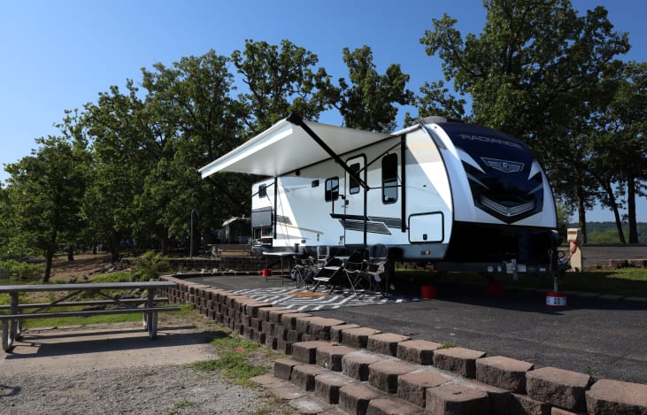 Experience "Wisdom" with our 2022 Cruiser Radiance 28QP located near Table Rock Lake near Branson Missouri and Lake Of The Ozarks. Thank you from us at Stone Mountain RV & Camper Rentals!