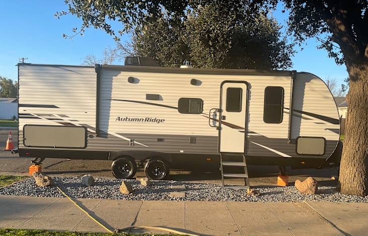 BRAND NEW 2024  26 FOOT BUNK HOUSE BEAUTFUL INNSIDE AND OUT