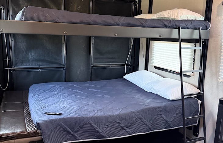 2 bunks in toy hauler.