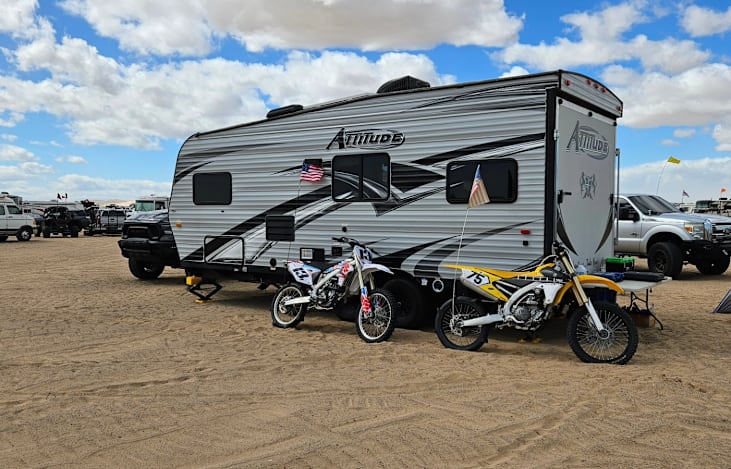 Great trailer for hauling dirt bikes to Glamis or Cinders.