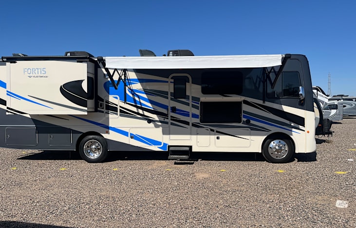 Side view showing awning & TV