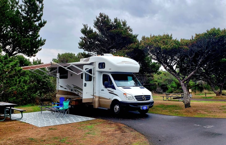 9/22/2023 Nehalem State Park, OR
RV, Horse, Tent Camping 2 min walk to beach
RV w/water, electric/ dump station.