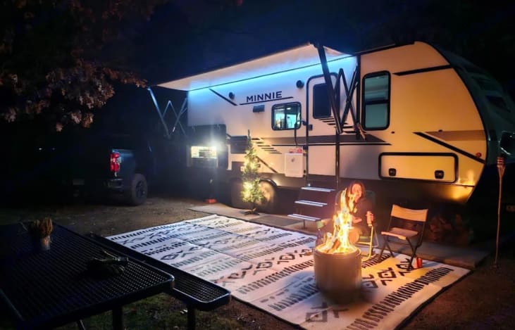 Lounge out with the on-board SoloStove!