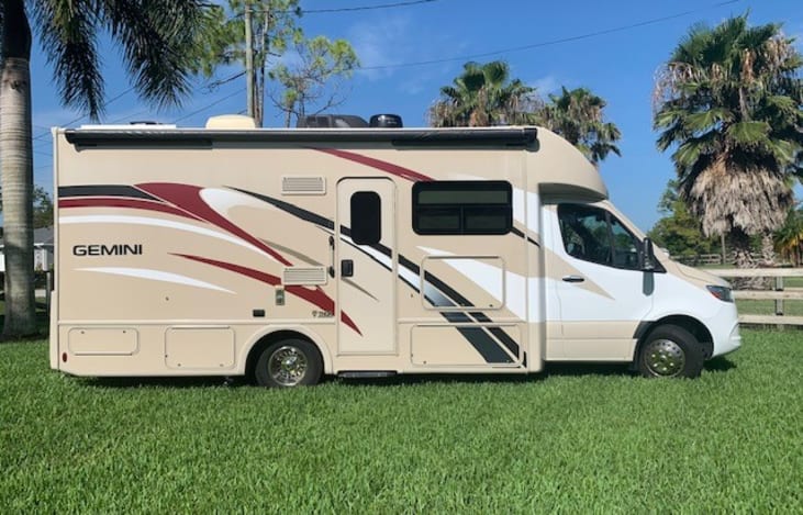 RV Photo